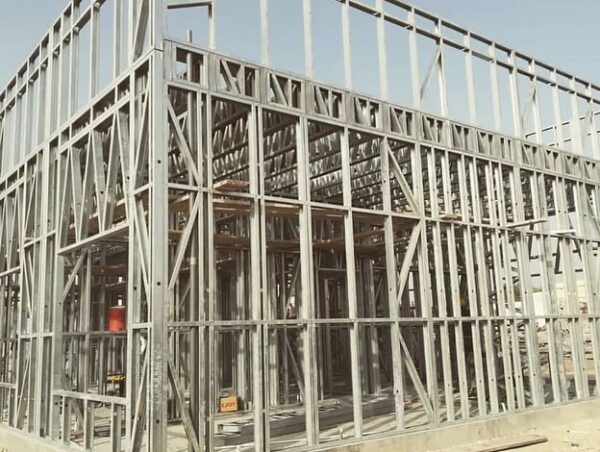 Roofing steel trusses