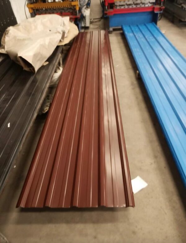 Box profile coloured iron sheets 30gauge .