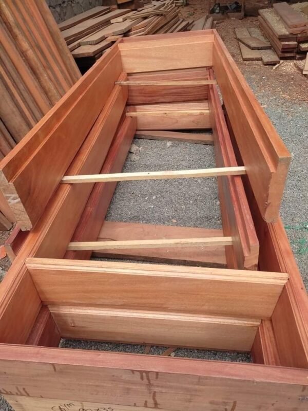 Mahogany Frame 8x2 by 8ft (Ventilation ).