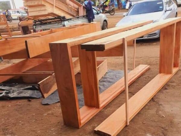 Mahogany Frame 8x2 by 8ft (Ventilation ).