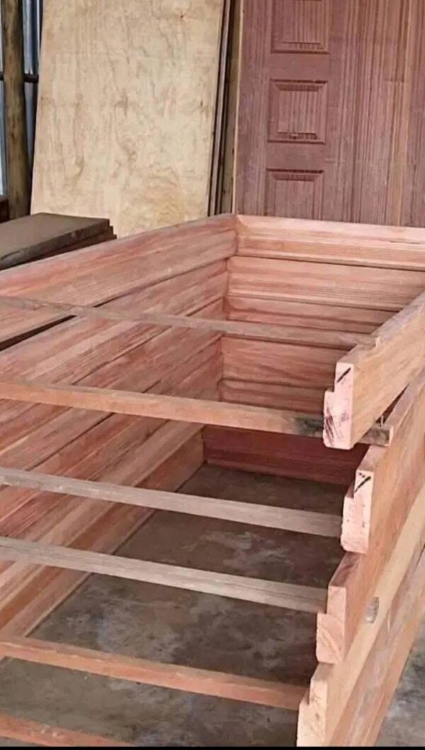 Mahogany Frame 6x2 by 7ft (Standard ).