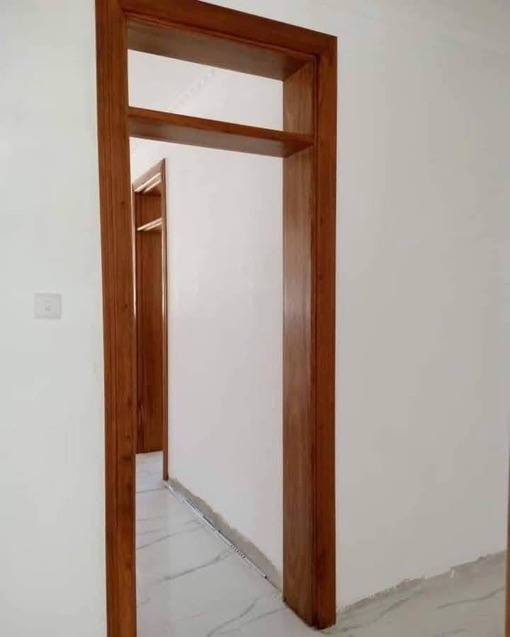 Mahogany Frame 8x2 by 8ft (Ventilation ).