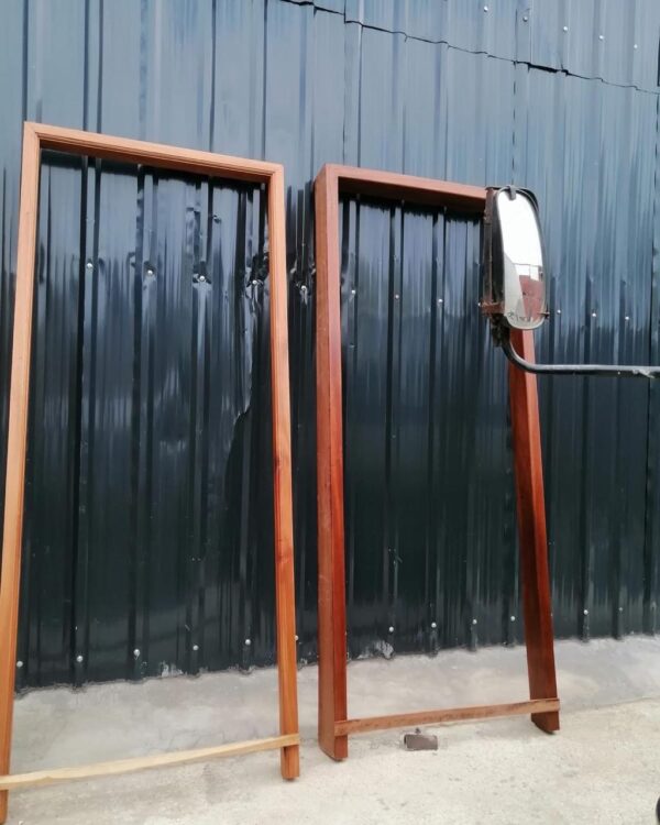 Mahogany Frame 4x2 by 7ft (Standard ).